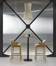 Cargar imagen en el visor de la galería, Quinti Deep Stool Oak Base