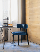 Cargar imagen en el visor de la galería, Quinti Christy Chairs, Counter & Bar Stools