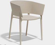 Charger l'image dans la galerie, Vondom Africa Outdoor Chairs & Bar Stools