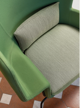 Charger l'image dans la galerie, Quinti Hip Lounge Chairs