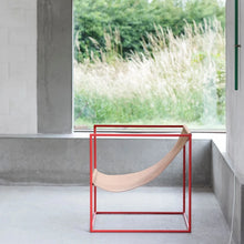 Charger l'image dans la galerie, Valerie Objects Solo Chair in Red
