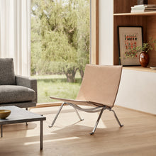 Cargar imagen en el visor de la galería, ModMobili is an authorized Dealer of Fritz Hansen Furniture