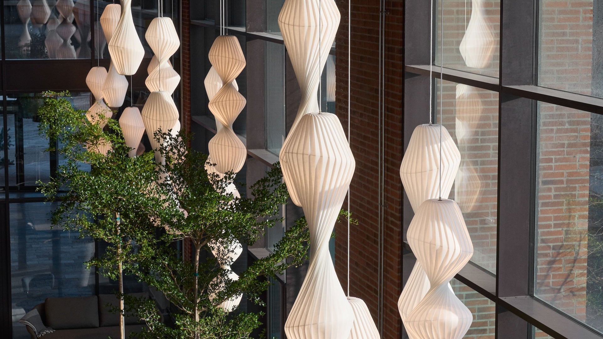 Tom Rossau Lighting