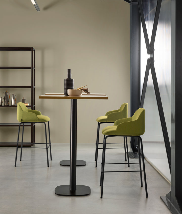 Quinti Deep Stool Steel Base 
