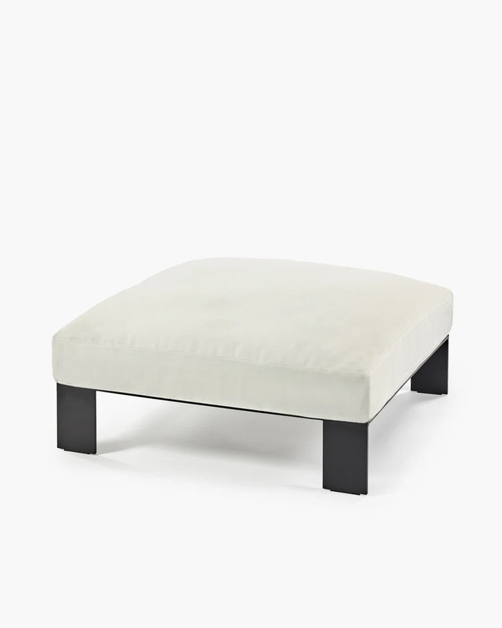 Bea Mombaers outdoor ottoman