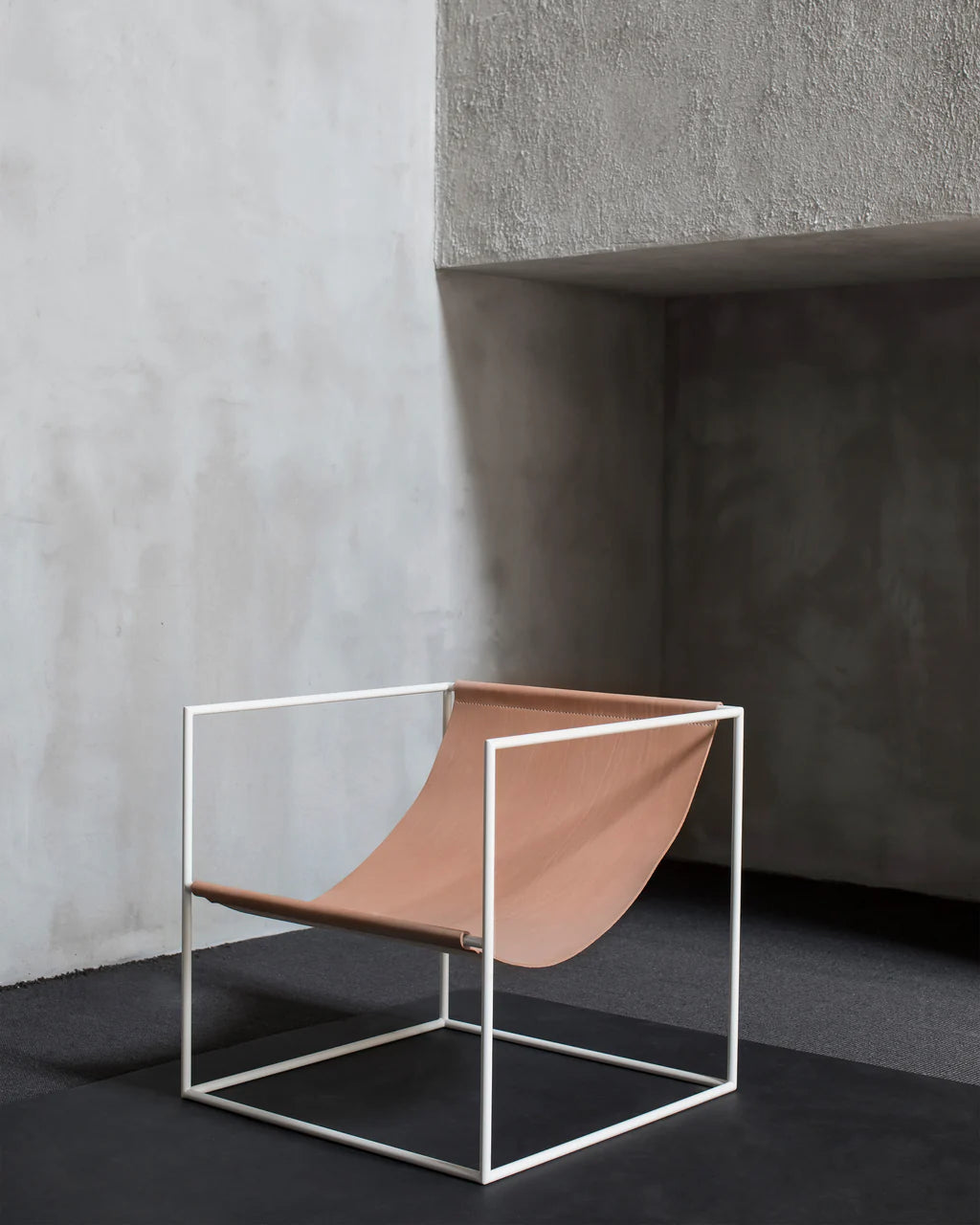 modmobili valerie objects solo chair in leather