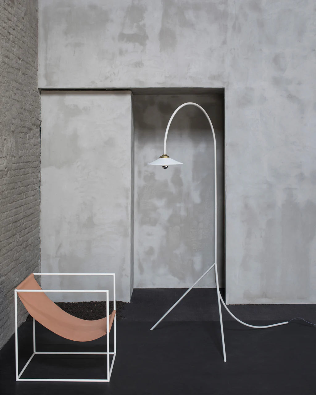 modmobili valerie objects solo chair in leather