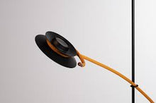 Cargar imagen en el visor de la galería, Ingo Mauer Ms. Bowjangles ModMobili
