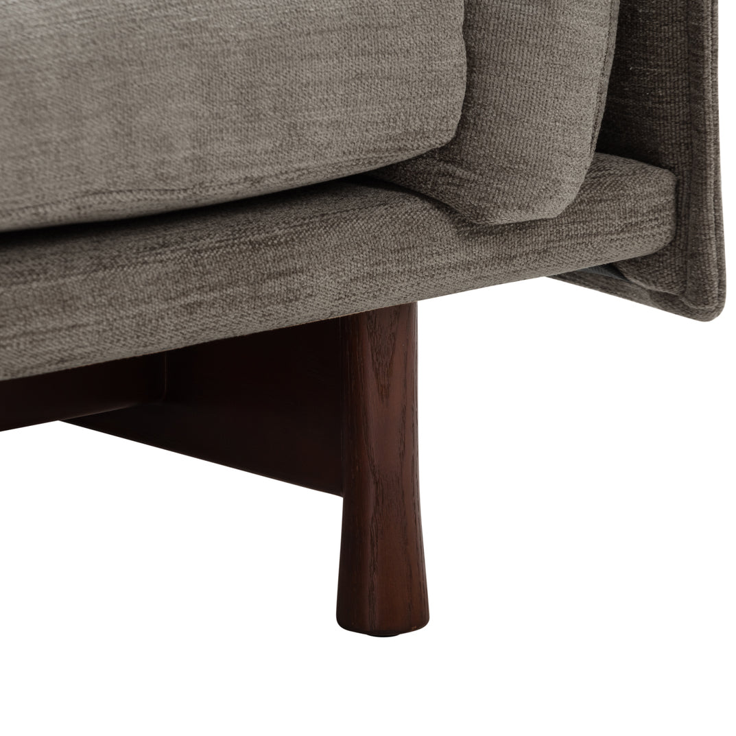 detail Kite sofa oak leg
