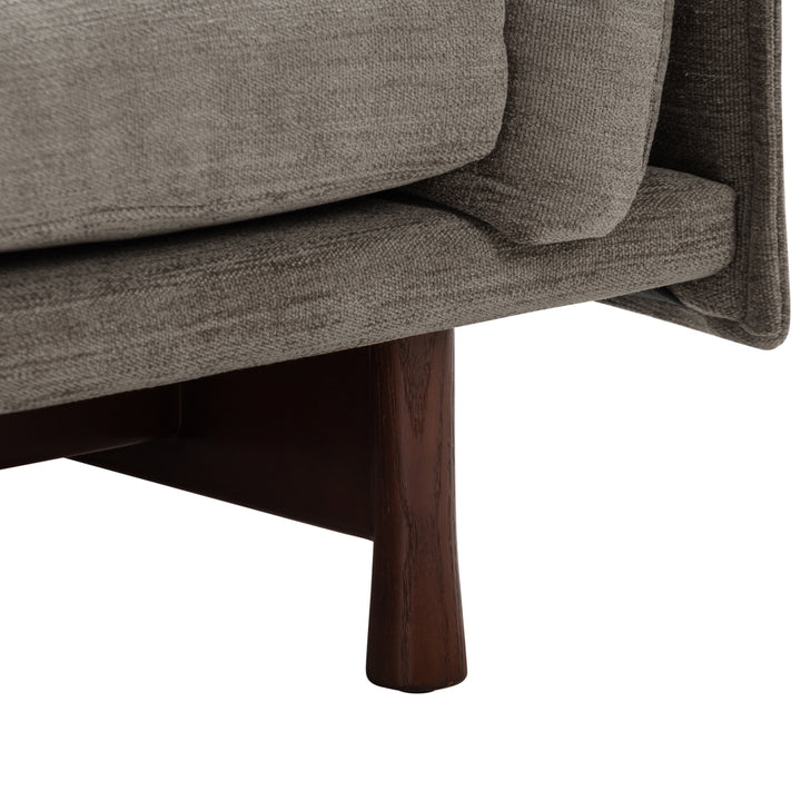 detail Kite sofa oak leg