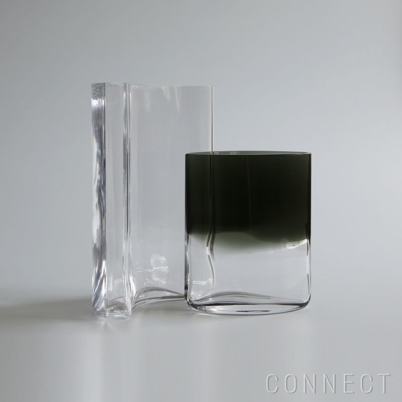 Two clear glass vases on a light gray background with 'CONNECT' branding.
