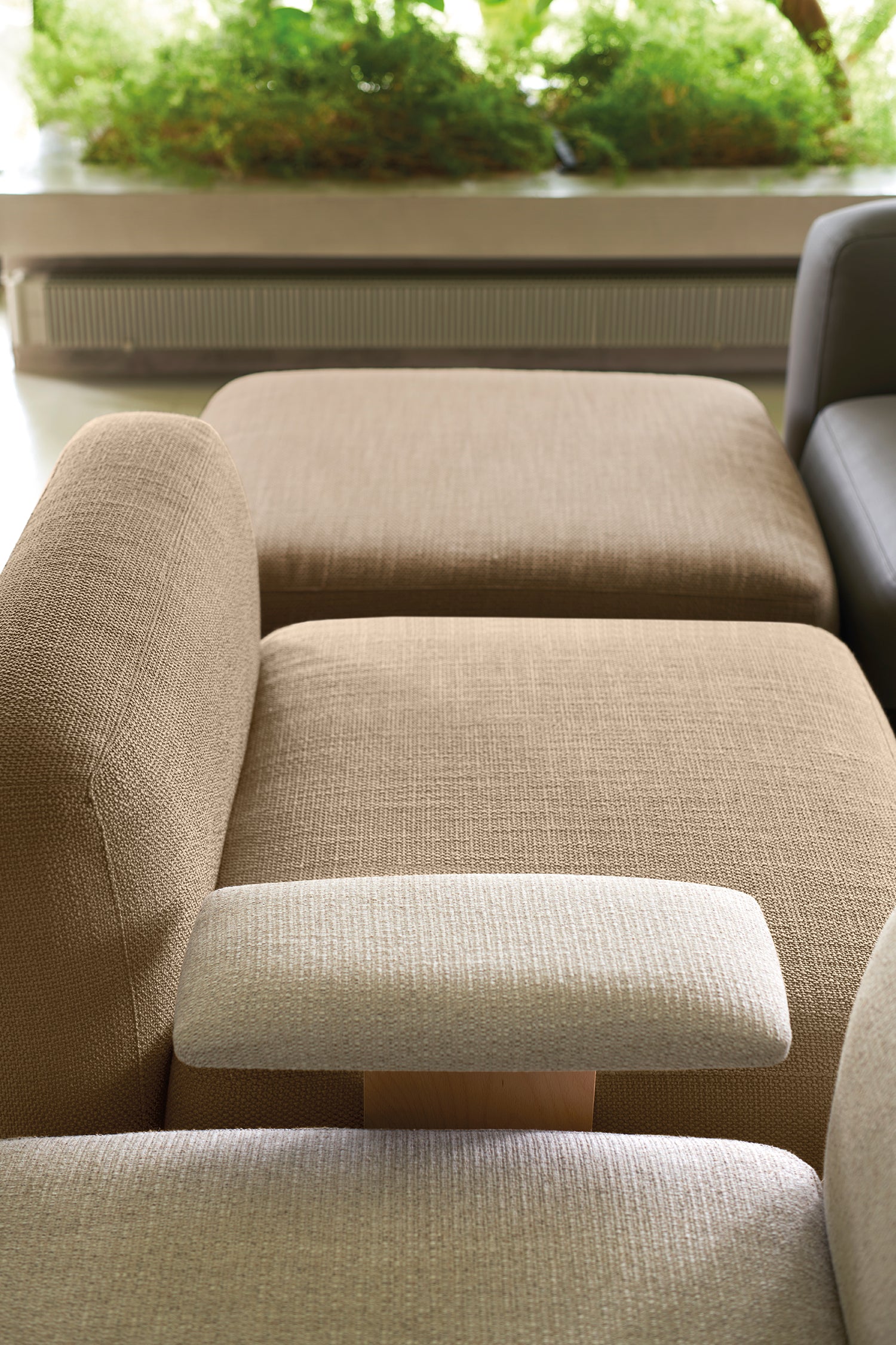 modmobili quinti one hundred modular sofa