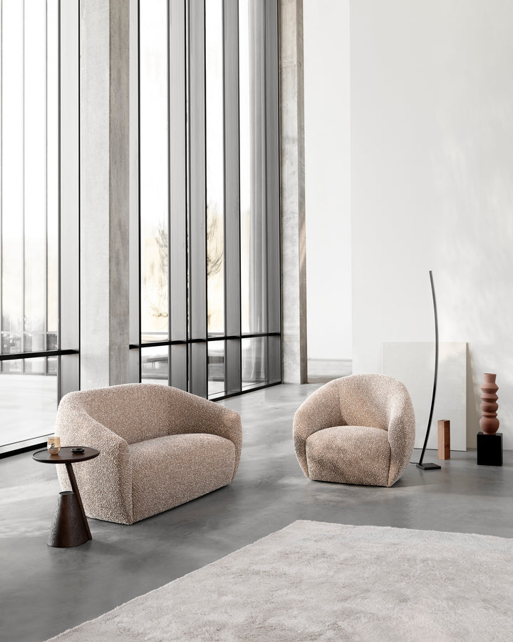 Mate table with Lobby sofa