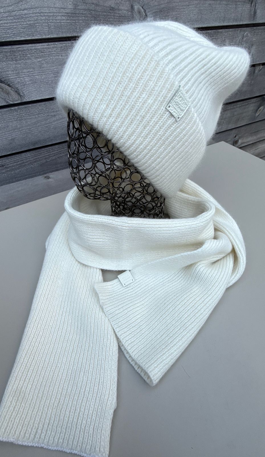 modmobili mjuk icelandic hats & scarves furniture