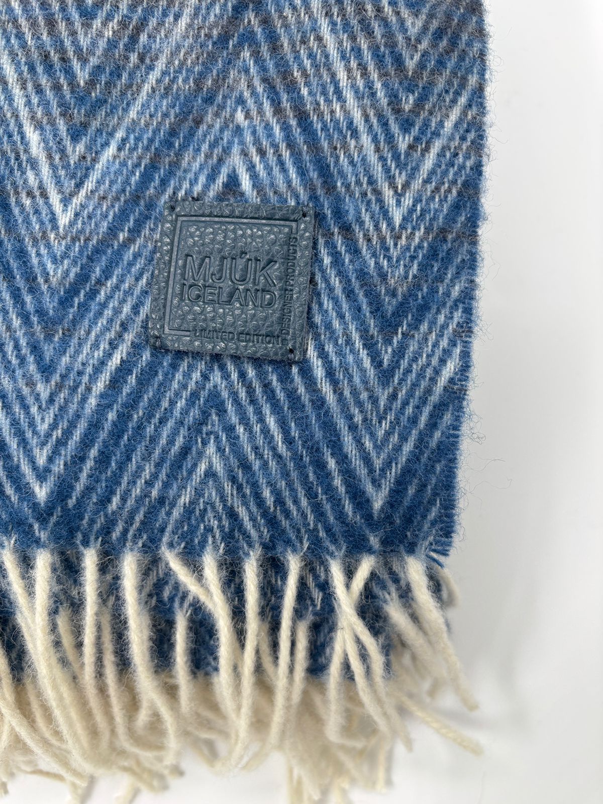 ModMobili Mjuk Wool Throw - Thumbnail 2