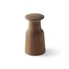 Cargar imagen en el visor de la galería, Fritz Hansen Pepper &amp; Salt Grinders ONE SET LEFT!
