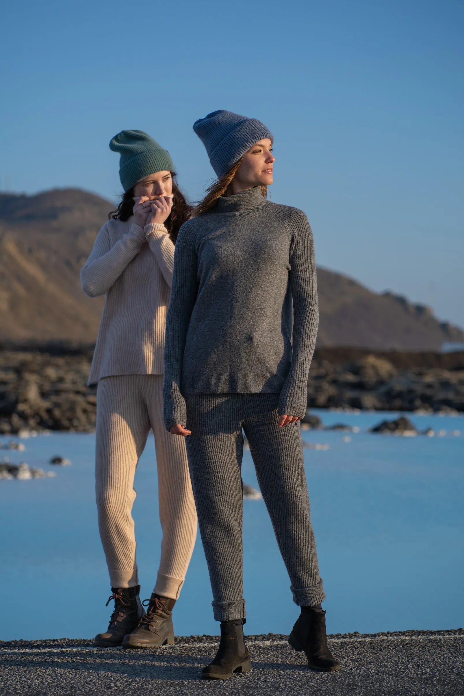 modmobili mjuk icelandic hats & scarves furniture